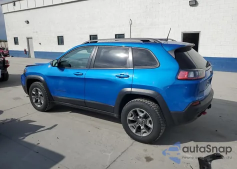 2019 Jeep Cherokee Trailhawk from USA, damaged, VIN 1C4PJMBX5KD122328